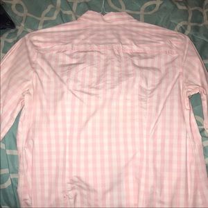 Pink Vineyard Vines button up